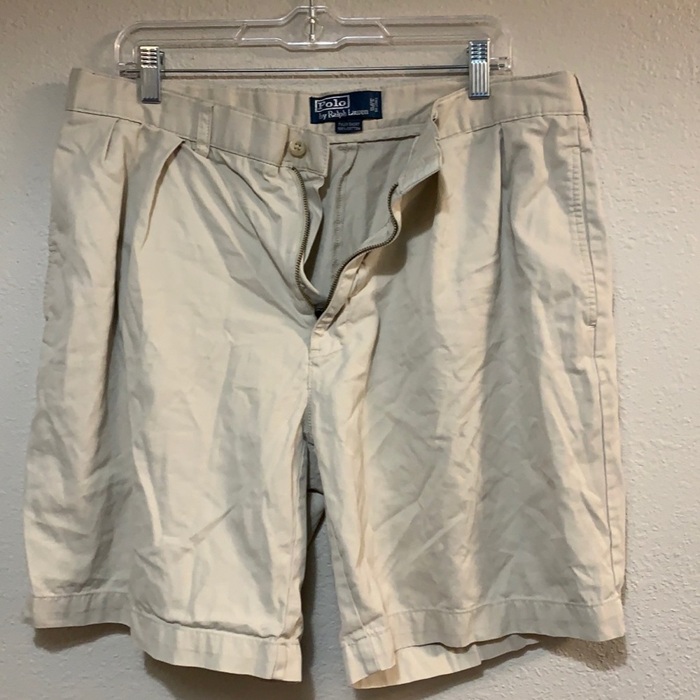 Khaki shorts